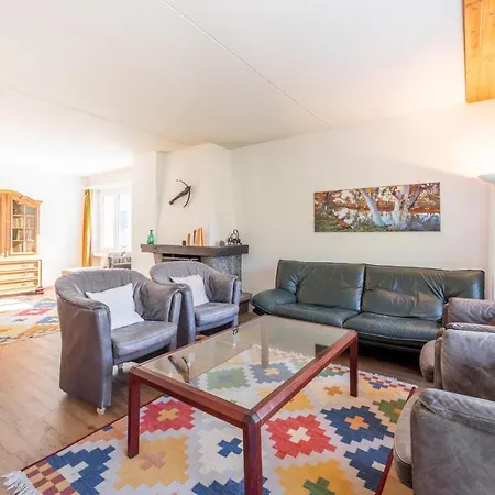 Apartment Val Signina 4-8 By Interhome דירה *