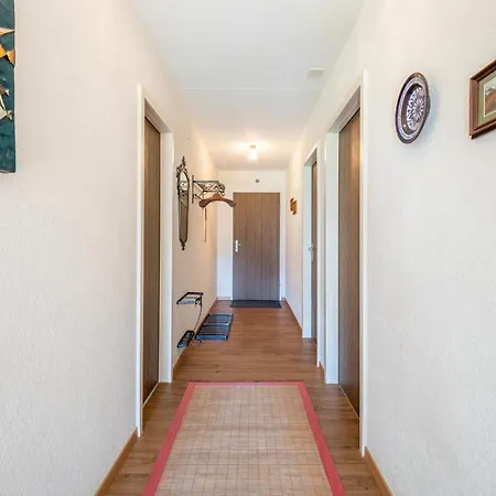 Apartment Val Signina 4-8 By Interhome * לאקס